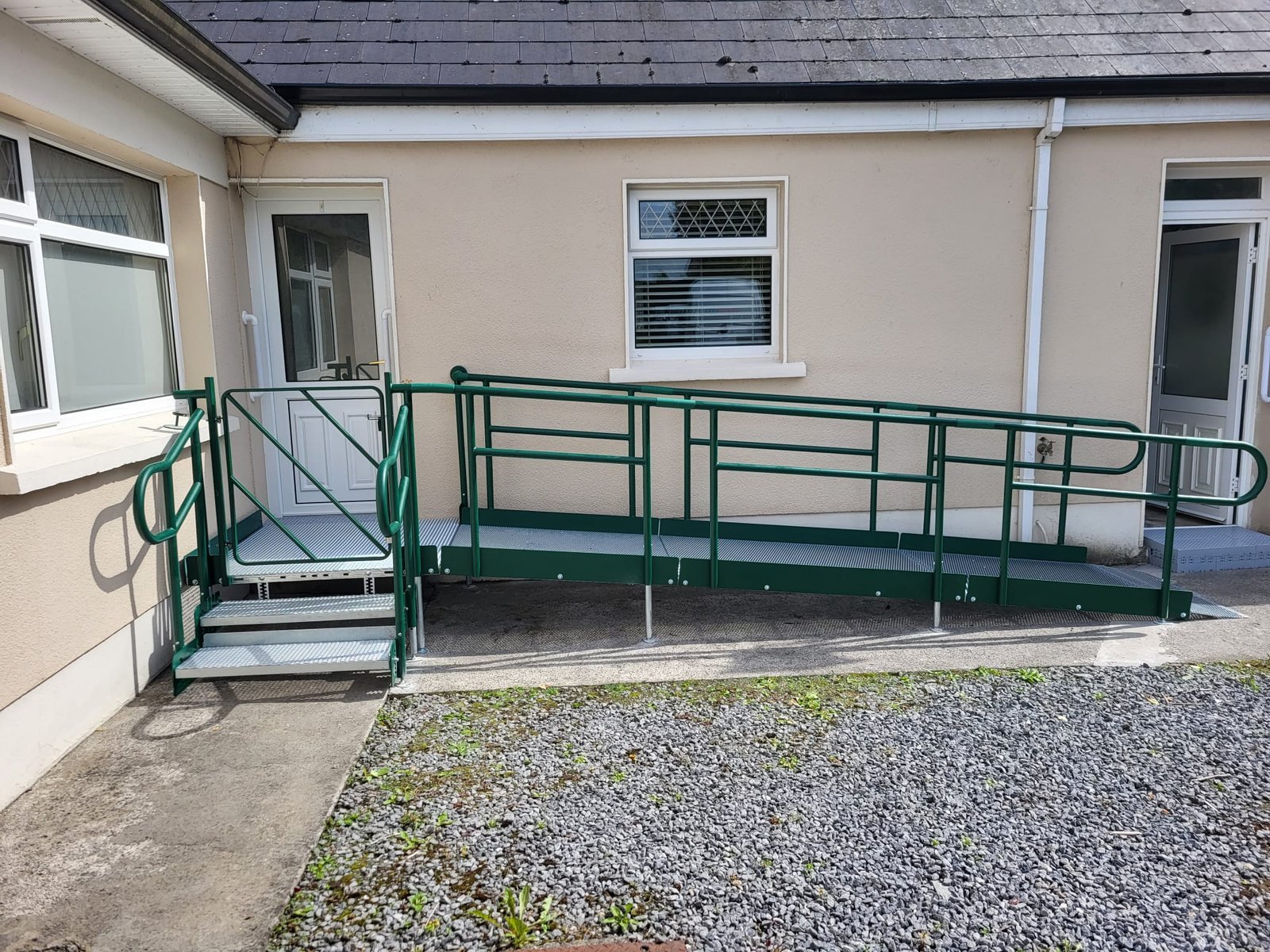 metal modular ramp system including wheelchair ramps